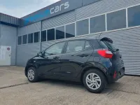 Gebraucht Hyundai i10 63 PS (46 kW) 2024 Schwarz Kleinwagen