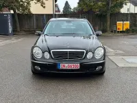 Gebraucht Mercedes E270 Avantgarde 177 PS (130 kW) 2003 Schwarz Limousine