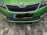 Gebraucht Skoda Rapid Drive 86 PS (63 kW) 2014 Grün Kleinwagen