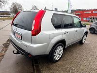 Gebraucht Nissan X-Trail 173 PS (127 kW) 2011 Silber SUV