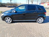Gebraucht Mercedes B150 95 PS (69 kW) 2006 Schwarz Van / Kleinbus