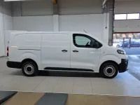 Gebraucht Opel Vivaro Edition 145 PS (106 kW) 2022 Jade weiß Van / Kleinbus