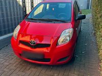 Gebraucht Toyota Yaris 68 PS (50 kW) 2010 Rot Kleinwagen