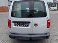 Gebraucht VW Caddy Maxi 102 PS (75 kW) 2015 Silber Van / Kleinbus