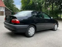 Gebraucht Toyota Avensis Sol 150 PS (110 kW) 2001 Schwarz Limousine