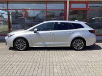 Neu Toyota Corolla 196 PS (144 kW) 2025 Cosmicsilber metallic Kombi