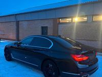 Gebraucht BMW 730 265 PS (194 kW) 2016 Schwarz Limousine