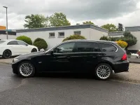 Gebraucht BMW 330 245 PS (180 kW) 2011 Schwarz Kombi