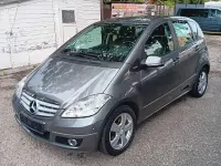 Gebraucht Mercedes A200 Avantgarde 140 PS (102 kW) 2012 Grau Kleinwagen