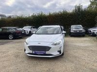 Gebraucht Ford Focus Cool & Connect 120 PS (88 kW) 2020 Frozen white Kombi