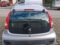 Gebraucht Peugeot 107 68 PS (50 kW) 2005 Silber Kleinwagen
