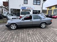 Gebraucht Mercedes 190 122 PS (89 kW) 1991 Blau Limousine