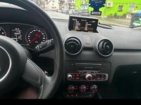 Gebraucht Audi A1 85 PS (62 kW) 2015 Blau Kleinwagen