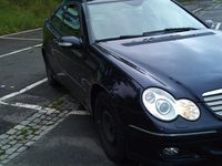 Gebraucht Mercedes C160 122 PS (89 kW) 2005 Schwarz Coupé