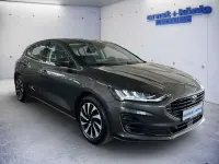 Gebraucht Ford Focus Titanium 125 PS (91 kW) 2025 Magnetic metallic Limousine
