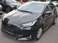 Gebraucht Toyota Yaris 125 PS (91 kW) 2021 Black mica Kleinwagen