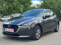 Używany Mazda 2 Exclusive-Line 90 KM (66 kW) 2021 Szary Sedan/Limuzyna