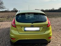 Gebraucht Ford Fiesta 82 PS (60 kW) 2009 Grün Kleinwagen