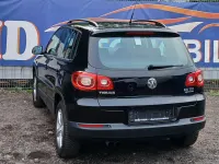 Gebraucht VW Tiguan 140 PS (102 kW) 2011 Schwarz SUV
