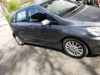 Gebraucht Mercedes B180 95 PS (69 kW) 2009 Grau Van / Kleinbus