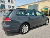 Gebraucht VW Golf VII Comfortline 150 PS (110 kW) 2019 Uranograu Kombi