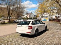 Gebraucht Skoda Octavia 110 PS (80 kW) 2016 Weiß Kleinwagen
