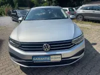 Gebraucht VW Passat 150 PS (110 kW) 2020 Silber Limousine