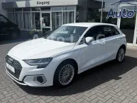 Gebraucht Audi A3 Sport 150 PS (110 kW) 2021 Weiß Limousine