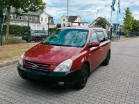 Gebraucht Kia Carnival 185 PS (136 kW) 2007 Rot Van / Kleinbus