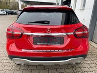 Gebraucht Mercedes GLA220 Urban 184 PS (135 kW) 2017 Rot SUV