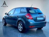 Gebraucht Kia Ceed 90 PS (66 kW) 2010 Grau Kleinwagen