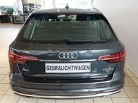 Używany Audi A4 Advanced 204 KM (150 kW) 2023 Szary Kombi
