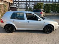Gebraucht VW Golf IV 2003 Silber Kleinwagen