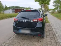 Usata Mazda 2 90 CV (66 kW) 2015 Nero Berlina