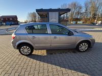 Gebraucht Opel Astra 105 PS (77 kW) 2005 Silber Limousine