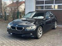 Gebraucht BMW 320 163 PS (119 kW) 2013 Schwarz Limousine