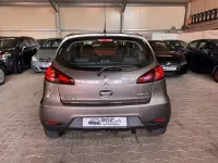 Gebraucht Mitsubishi Colt 95 PS (69 kW) 2011 Braun Kleinwagen