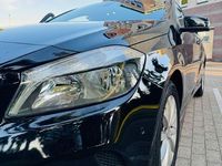 Gebraucht Mercedes A180 Edition 122 PS (89 kW) 2016 Schwarz Limousine