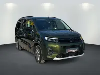 Neu Opel Combo Life XL 131 PS (96 kW) 2026 Sirkka grün Van / Kleinbus