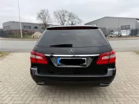 Gebraucht Mercedes E300 231 PS (169 kW) 2012 Schwarz Kombi