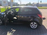 Gebraucht Opel Corsa 95 PS (69 kW) 2011 Schwarz Kleinwagen