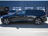 Gebraucht Volvo V60 Plus 197 PS (144 kW) 2025 Schwarz Kombi