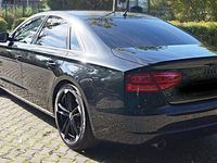 Gebraucht Audi A8 Ambiente 351 PS (258 kW) 2011 Schwarz Limousine