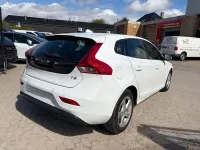 Gebraucht Volvo V40 122 PS (89 kW) 2017 Weiß Limousine