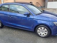 Gebraucht Audi A1 Attraction 86 PS (63 kW) 2012 Blau Kleinwagen