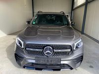 Gebraucht Mercedes GLB200 AMG line 163 PS (119 kW) 2021 Grau SUV