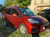 Gebraucht Ford Tourneo Courier Titanium 101 PS (74 kW) 2020 Rot Van / Kleinbus