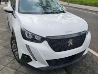 Gebraucht Peugeot 2008 Active 102 PS (75 kW) 2020 Weiß SUV