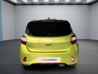 Neu Hyundai i10 90 PS (66 kW) 2025 Gelb Kleinwagen