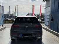 Gebraucht VW Golf VII Active 150 PS (110 kW) 2021 Grau Kleinwagen